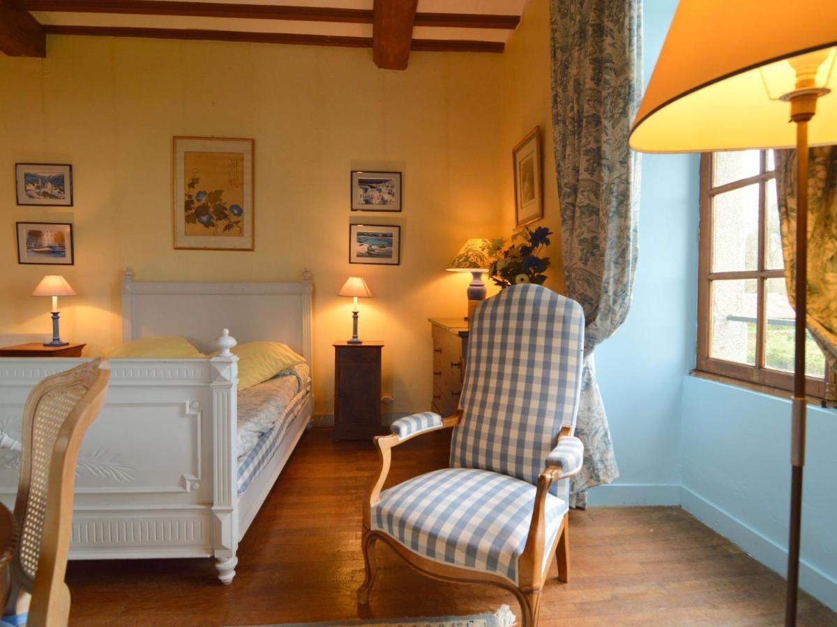Magnificent Holiday Home With Pool Saint-Paul-du-Bois ห้อง รูปภาพ