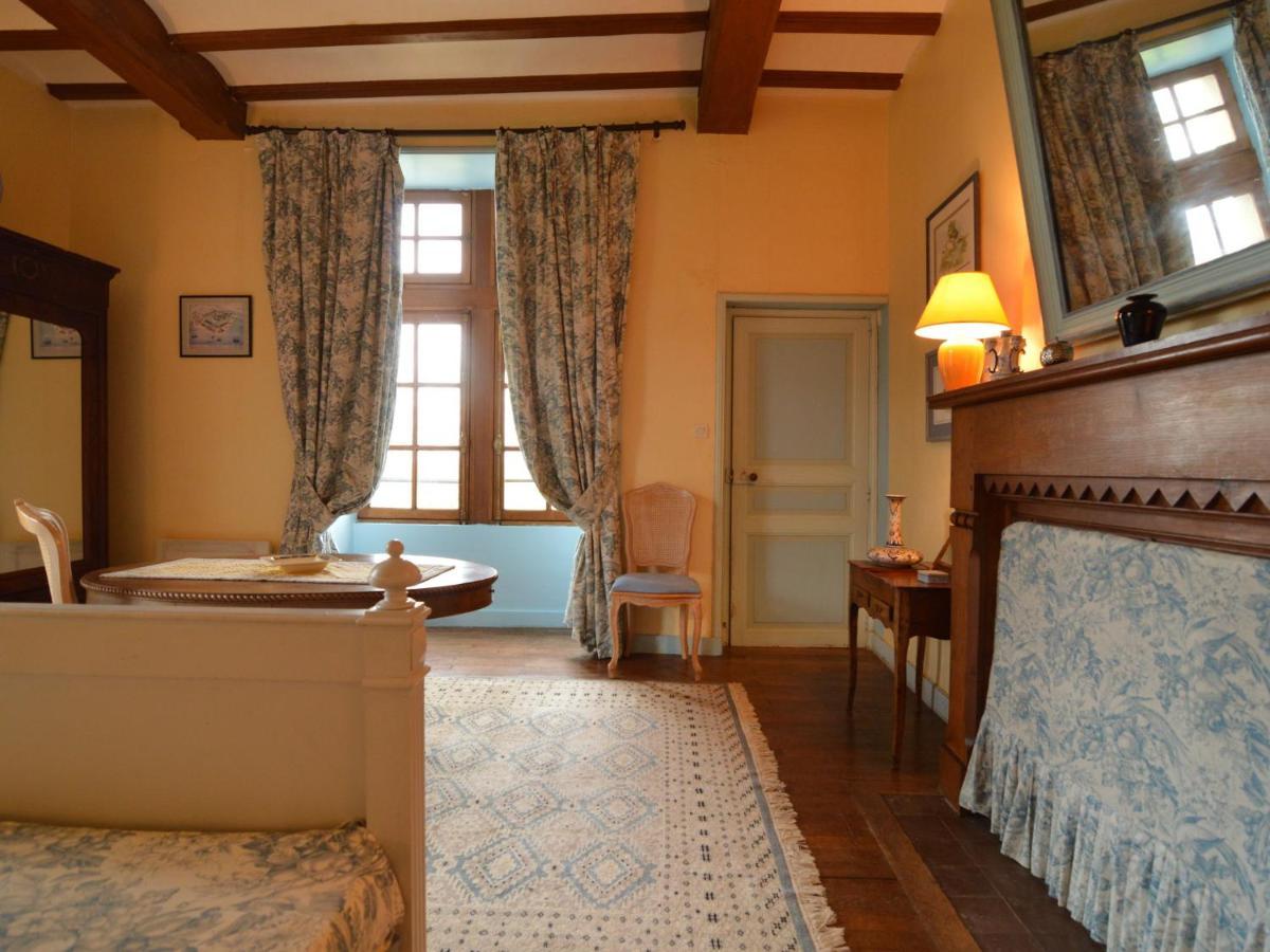 Magnificent Holiday Home With Pool Saint-Paul-du-Bois ห้อง รูปภาพ
