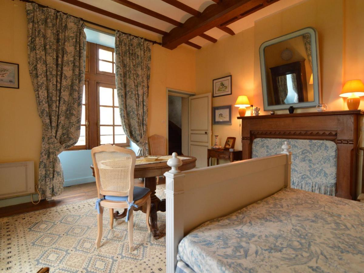 Magnificent Holiday Home With Pool Saint-Paul-du-Bois ภายนอก รูปภาพ